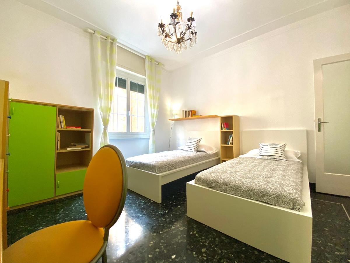 Casaviva- Ampio Appartamento Nei Vicoli Di Genova Экстерьер фото