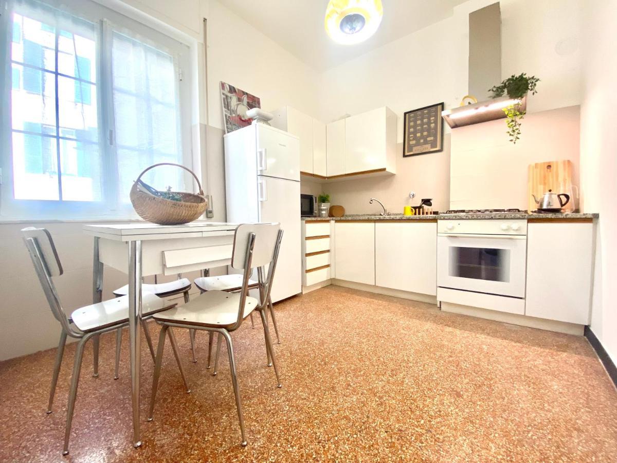 Casaviva- Ampio Appartamento Nei Vicoli Di Genova Экстерьер фото